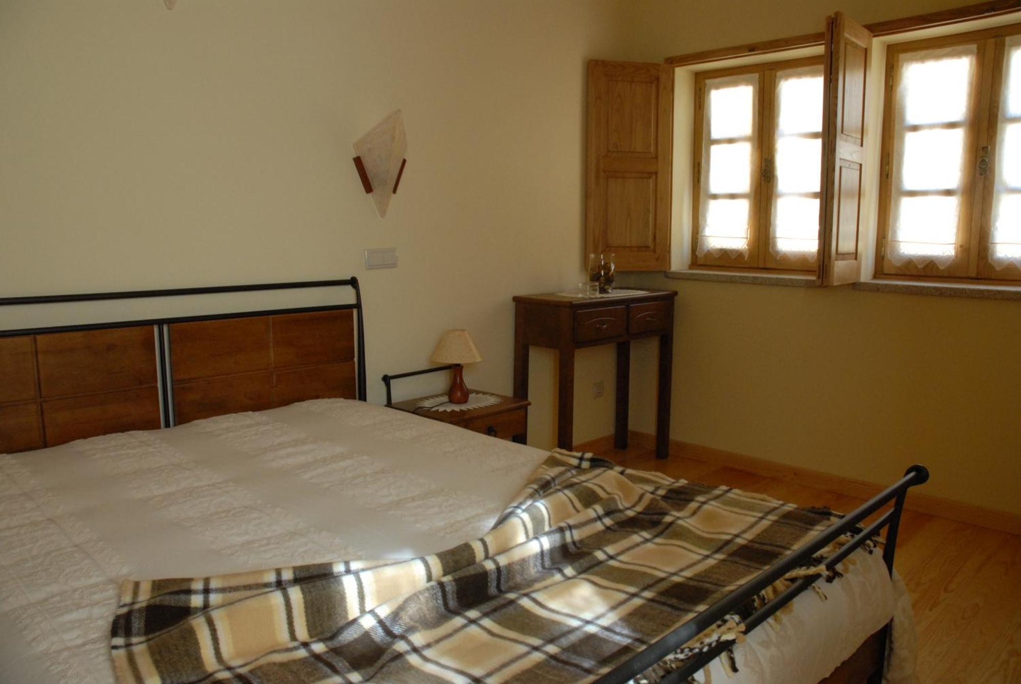 Casa Da Moreia Sabugueiro  Eksteriør billede