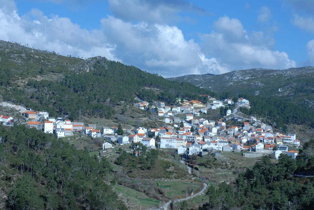 Casa Da Moreia Sabugueiro  Eksteriør billede